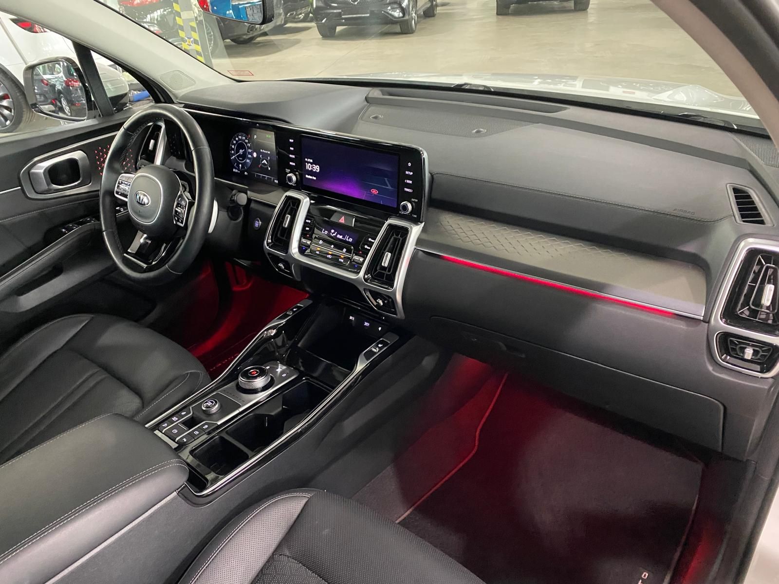 Fahrzeugabbildung Kia Sorento 2.2 CRDi Spirit 2WD/Navi/LED/1.Hd/U-Frei