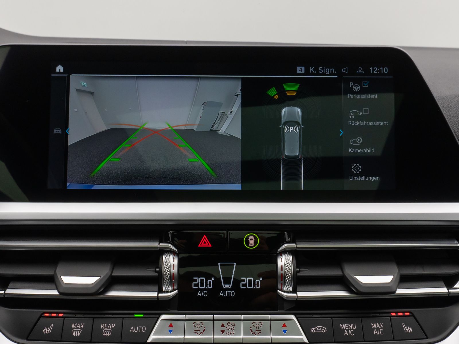 Fahrzeugabbildung BMW 330e xD Luxury Line Panorama Kamera HUD DAB AHK