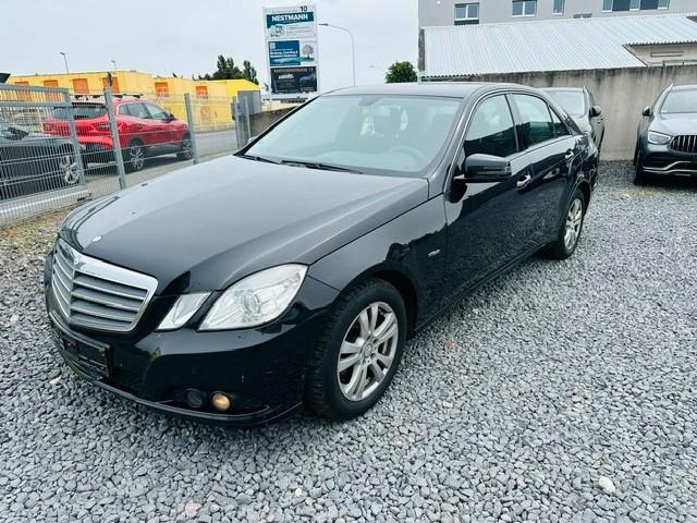 Mercedes-Benz E 220 CDI BlueEfficiency Limousine Automatik