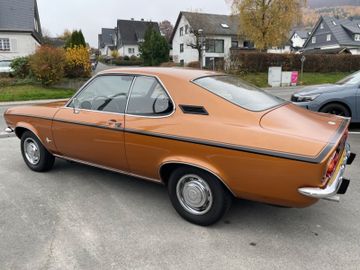 Bild 6 Opel Manta S SCHIEBEDACH 1. HAND ORIGINAL 41200 KM