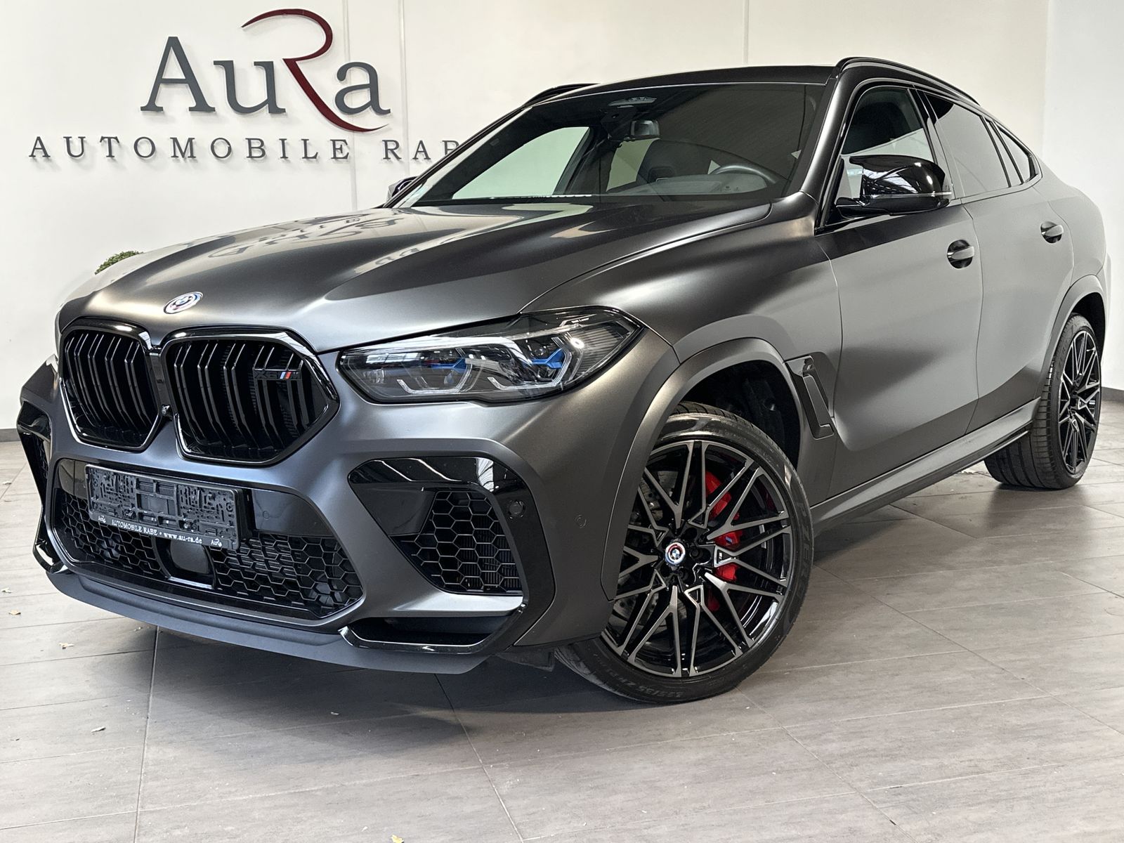 Fahrzeugabbildung BMW X6 M Competition NAV+LASER+AHK+PANO+360°+21/22ZO