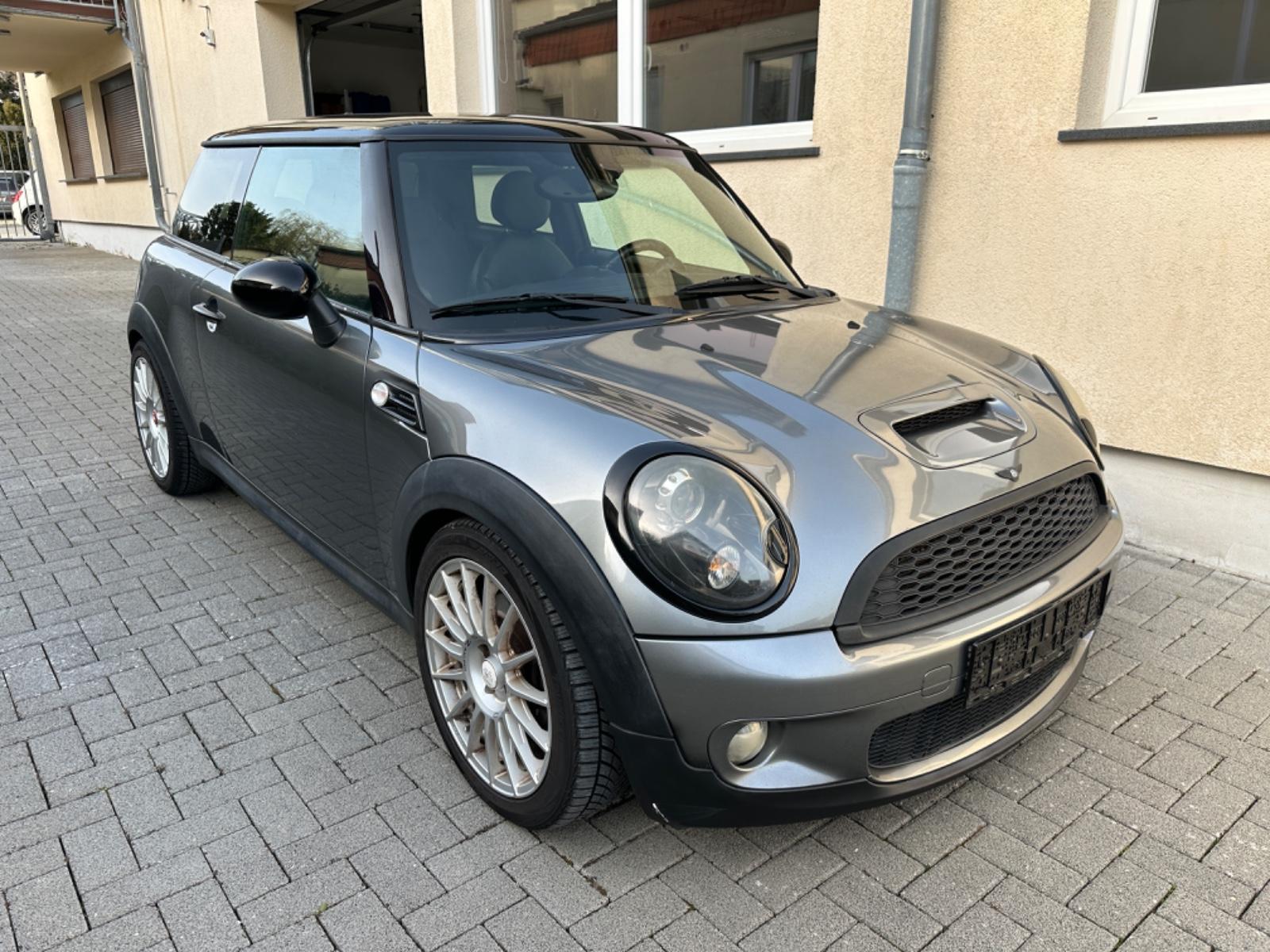 MINI Cooper S R56 PANO XENON LEDER Motorproblem