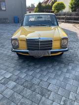 Mercedes-Benz Mercedes 230.6 Typ 114 Baujahr 1973 /8 - Mercedes-Benz 230 mit Benzin-Antrieb: Limousine, 6.8