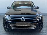 Volkswagen Touareg V6 3.0 TDI BMT~AHK~NAVI~BI-XENON~EL.HECK - Volkswagen Touareg: 3.6