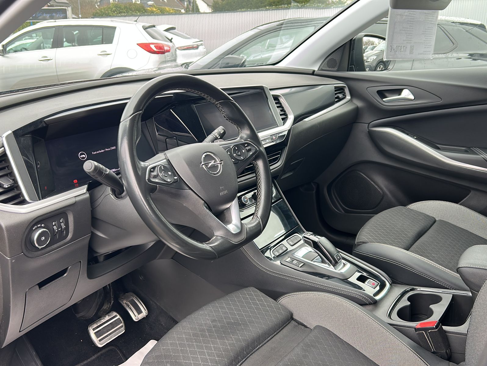 Fahrzeugabbildung Opel Grandland X 1,5 D GS Line