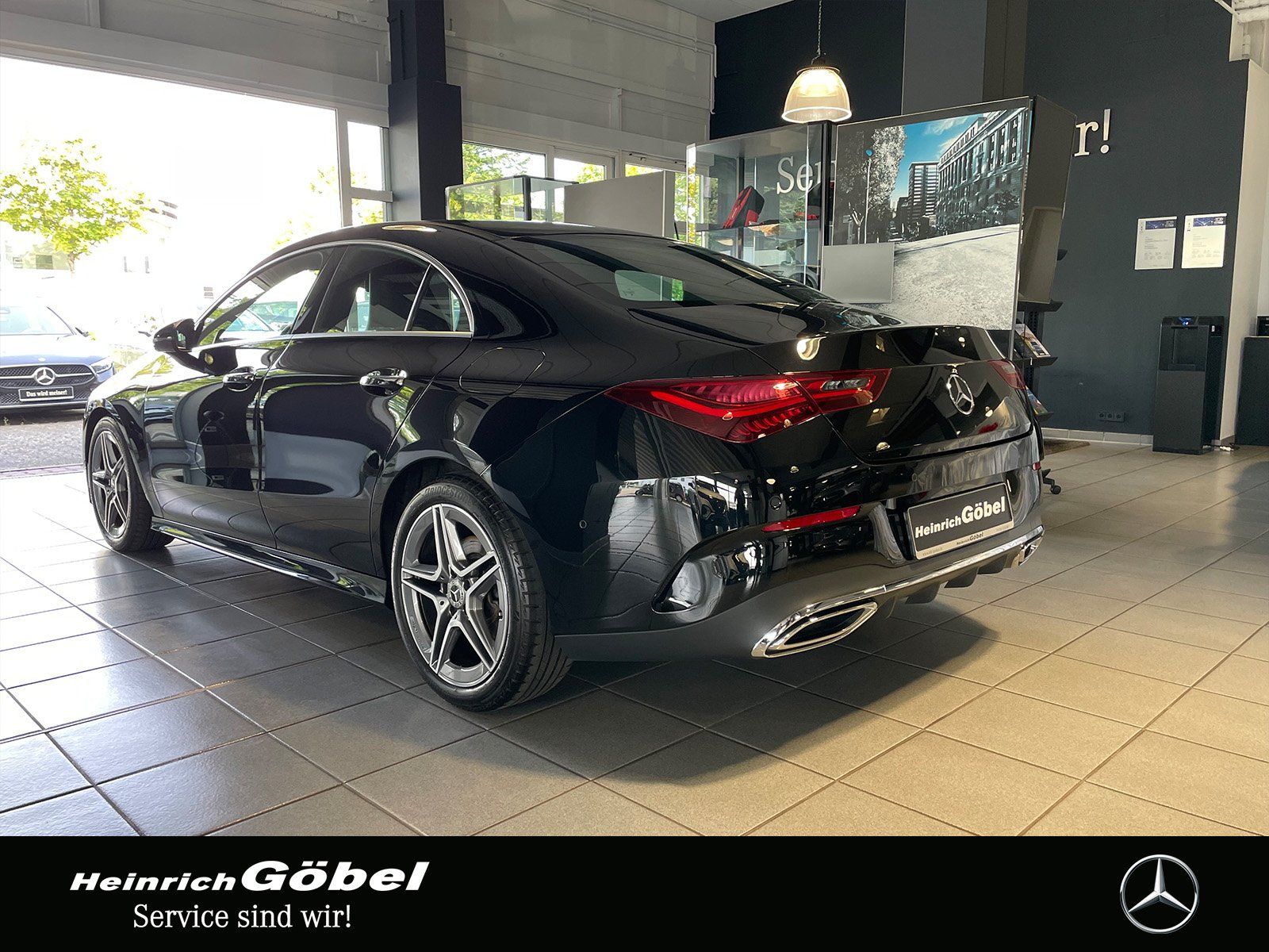 Fahrzeugabbildung Mercedes-Benz CLA 200 d AMG+AHK+360°+SPUR-P+AMBIENTE+CARPLAY