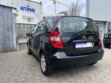 Mercedes-Benz A 170 Avantgarde*Klimaaut*Navi*AnhK*5 Gang*Alu - gebrauchte Mercedes-Benz A 170 aus dem Jahr 2009