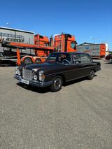 Mercedes-Benz 280 w108 - Mercedes-Benz 280 in Stuttgart