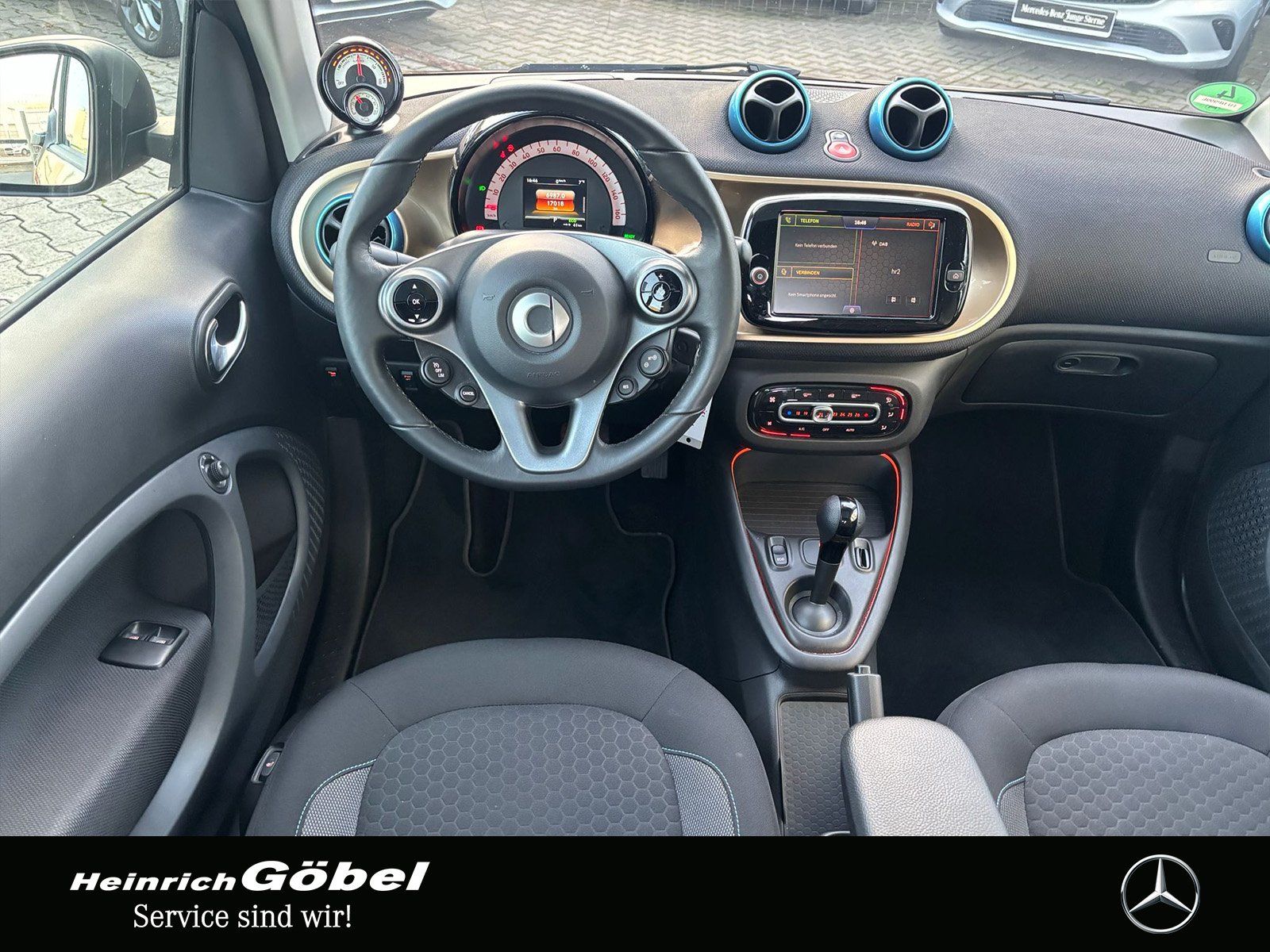 Fahrzeugabbildung Smart EQ PASSION*22KW-LADER*WINTER-PAKET*LED GJR*KAMER