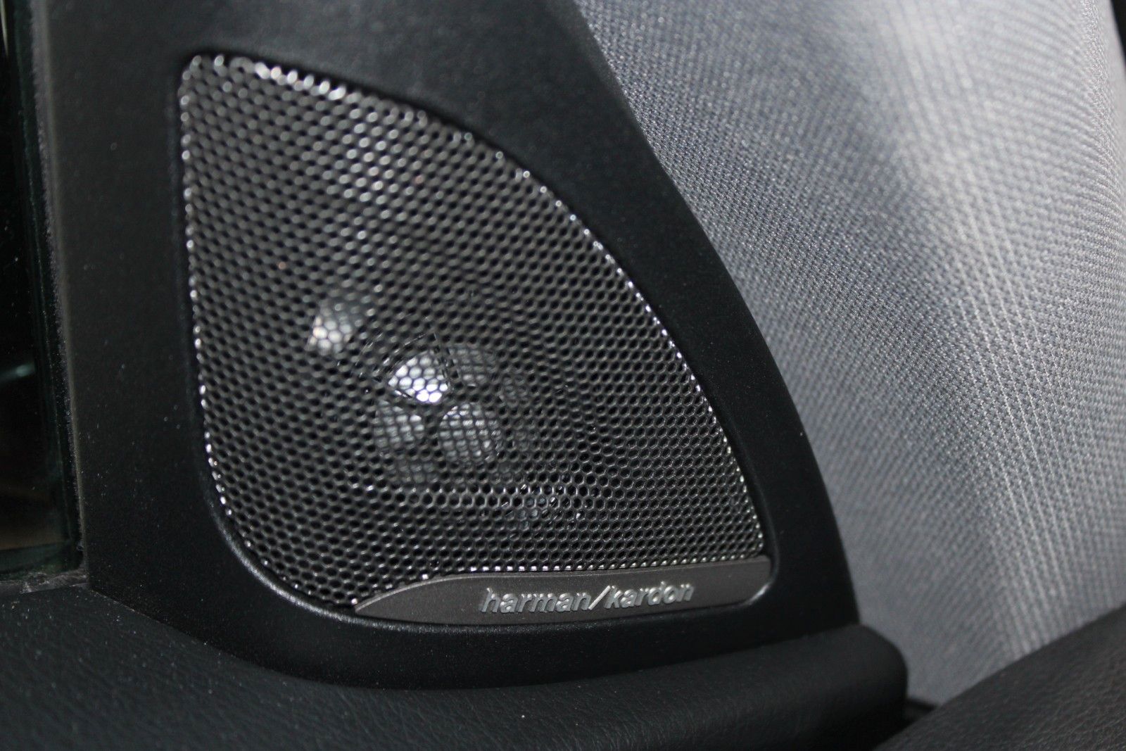 Fahrzeugabbildung BMW 220d xDrive Steptronic Coupé Advantage AHK uvm.