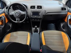 VW Polo V CrossPolo 1er Hand/Standheizung/NAVI/PDC