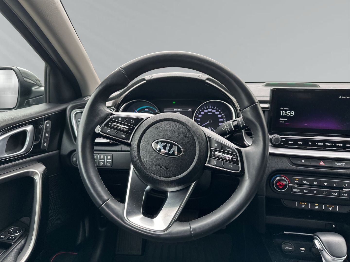 Fahrzeugabbildung Kia Ceed_sw 1.6 Plug-in Hybrid Spirit + Navi + Klima