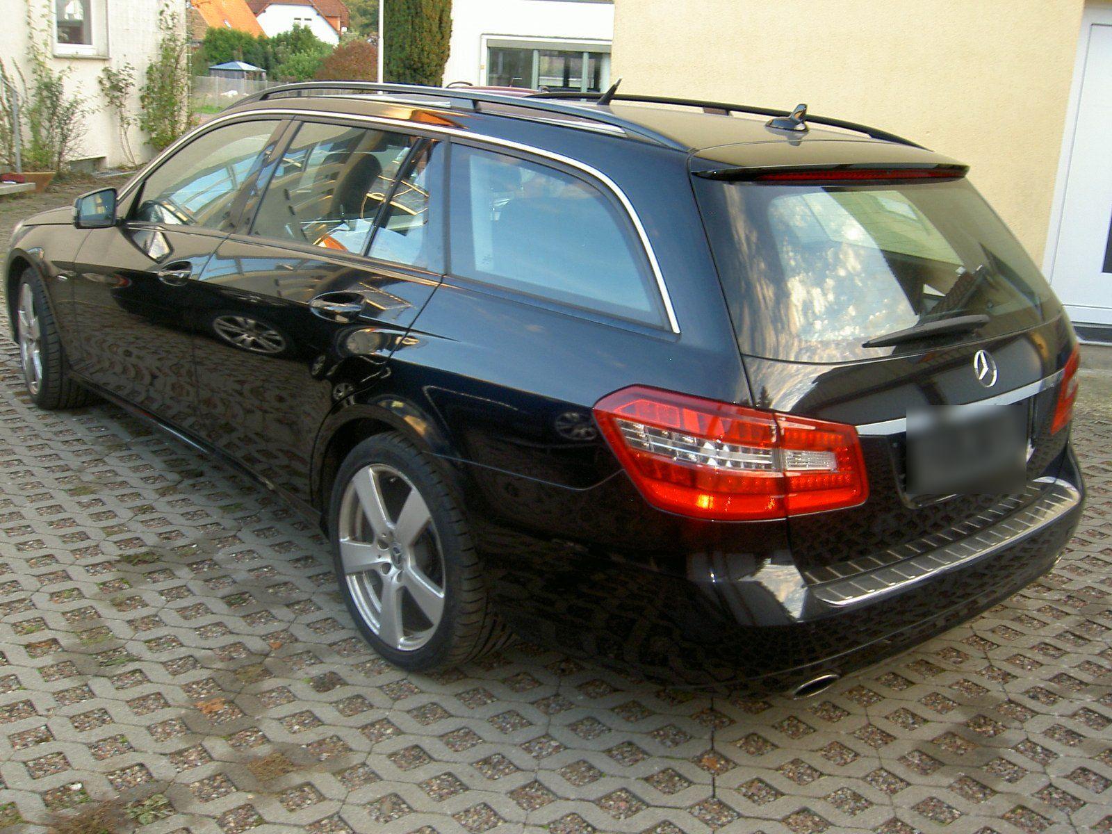 Mercedes-Benz E200 2011 — двигун 184 HP (135kW)