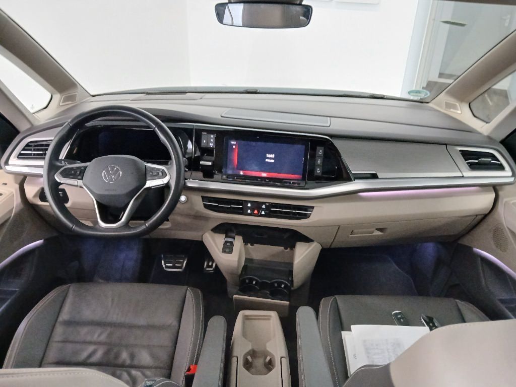 Fahrzeugabbildung Volkswagen T7 Multivan Style lang Voll-Leder HuD Pano AHK