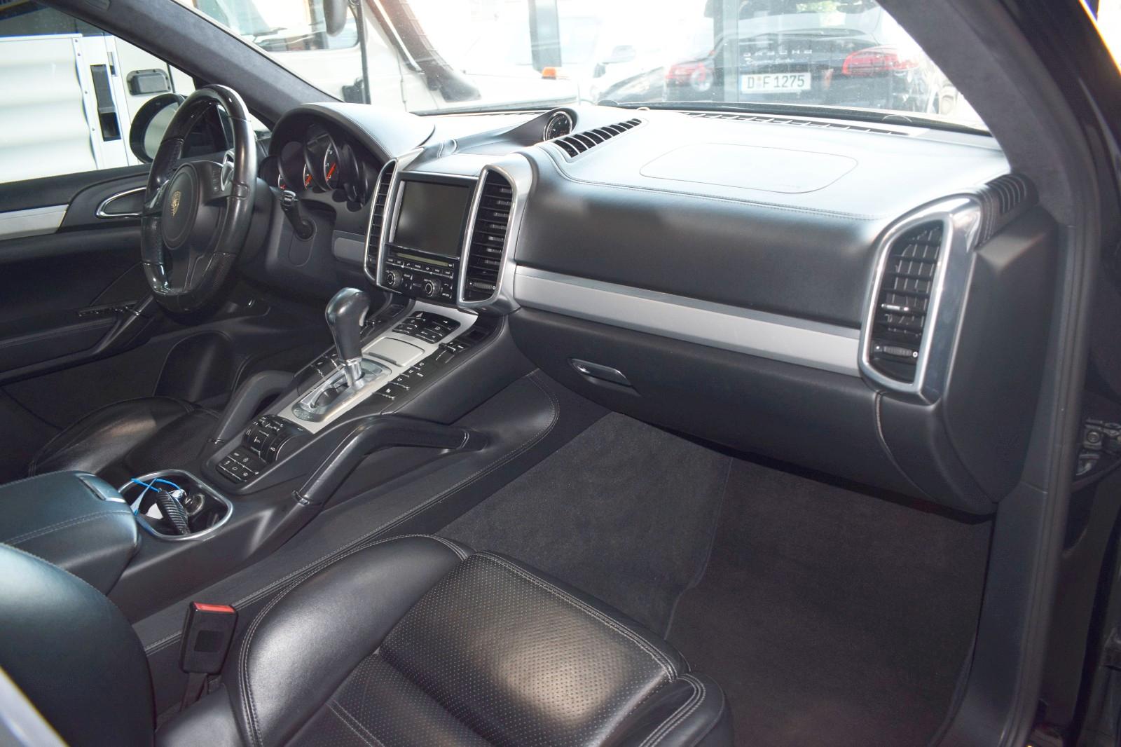 Porsche Cayenne Turbo **Keramik PCCB**PDCC** Carbon