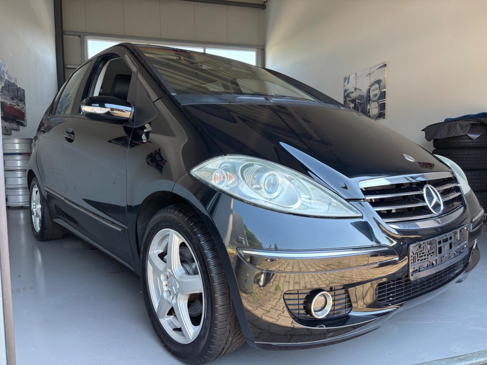 Mercedes-Benz A 200*5-TÜRIG*AUTOM.*LEDER*ALUF. *NEUW. AWR*