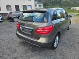Mercedes-Benz B 200 TÜV NEU - Mercedes-Benz B 200 mit Panoramadach