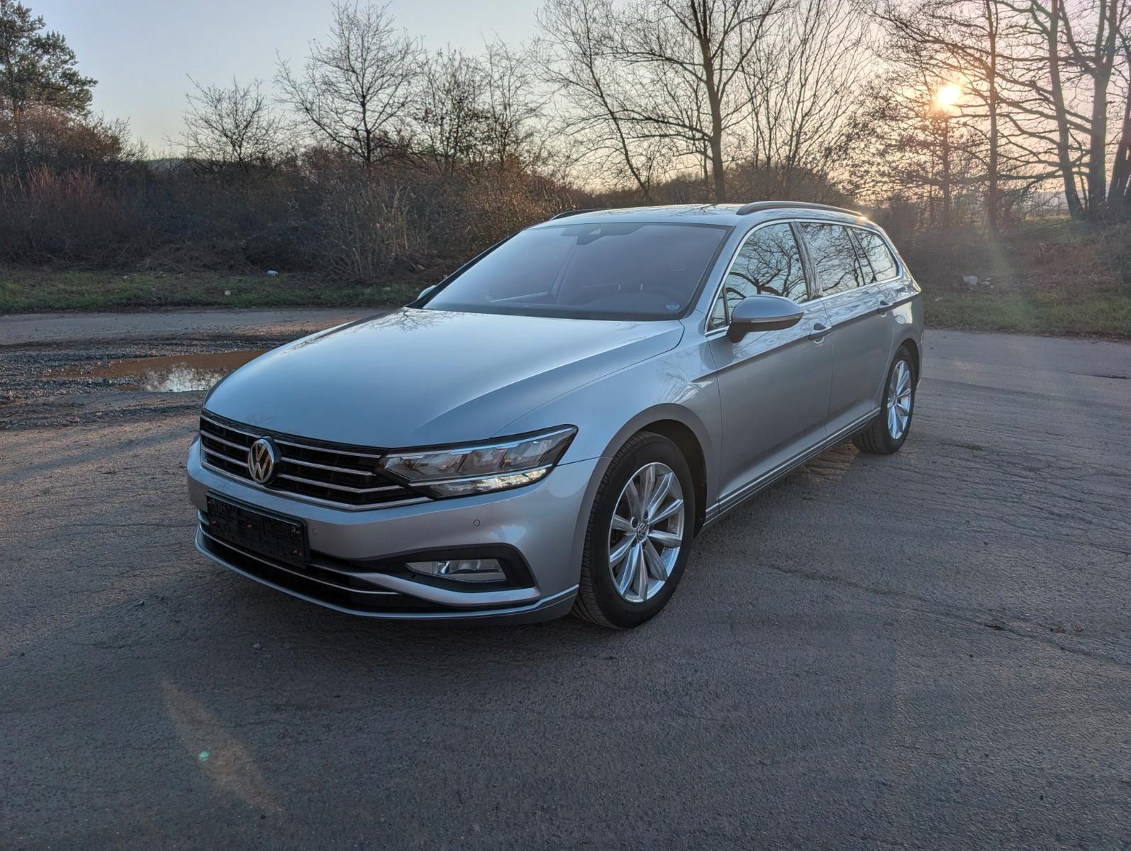 Volkswagen Passat Variant 1.5 TSI OPF DSG Elegance Variant