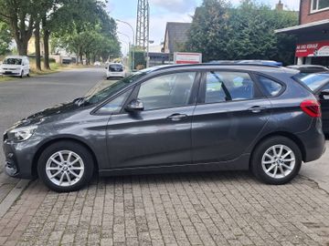 BMW 216 - 2