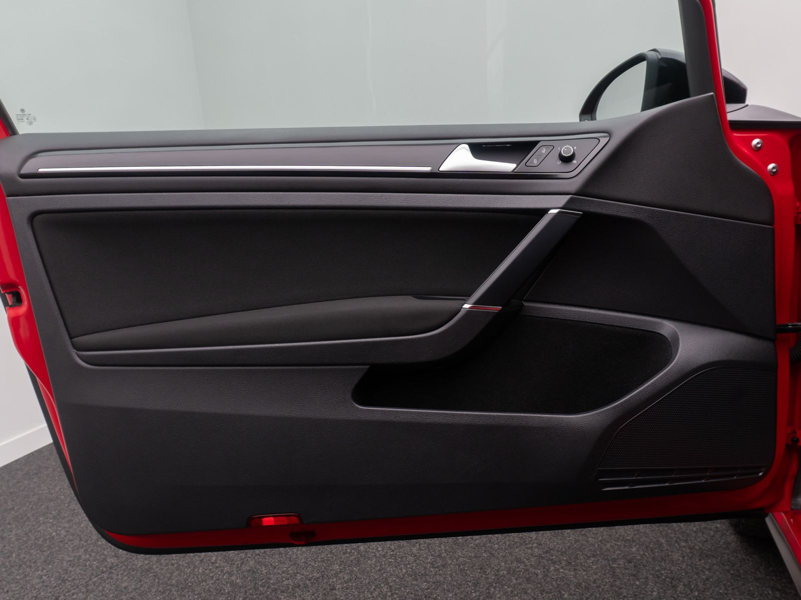 Fahrzeugabbildung Volkswagen Golf GTI Perform Sound PDC Navi Notbrems BiXenon