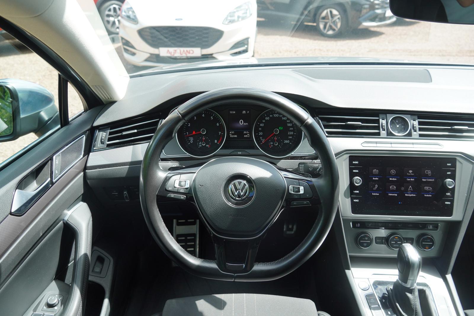 Volkswagen Passat Variant 2.0TSI DSG Alltrack 4M LED AHK AC