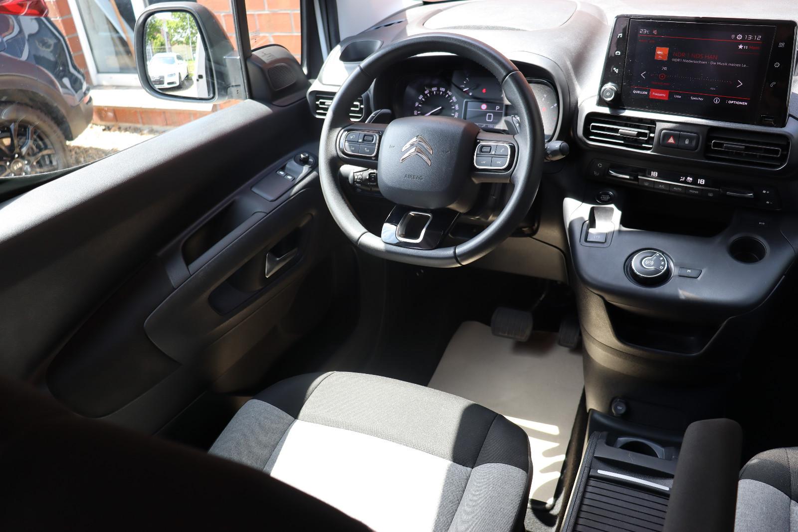 Citroën Berlingo 1.5 HDI MPV Feel M Aut. LED 360° 1.Hand