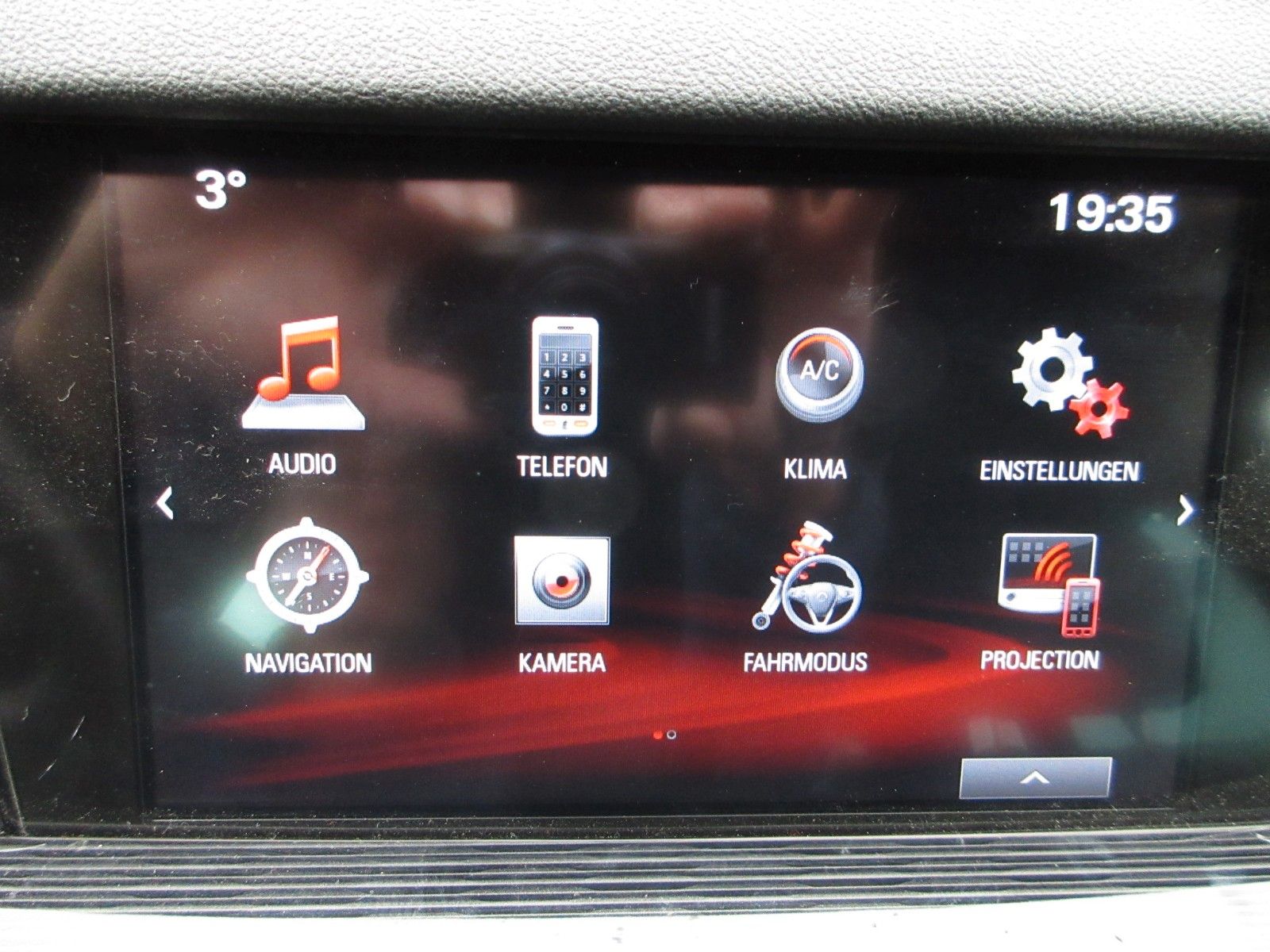 Fahrzeugabbildung Opel Insignia B ST Innovation 4x4 LEDER/4xSHZ/LHZ/AHK