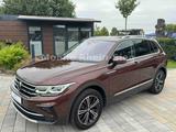 Volkswagen Tiguan Elegance TSI *DSG*Navi*Kamera*LED*18Zoll* - Volkswagen Tiguan in Bonn