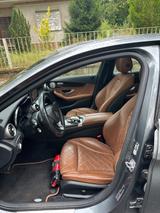 Mercedes-Benz 200 - Mercedes-Benz 200 mit Benzin-Antrieb