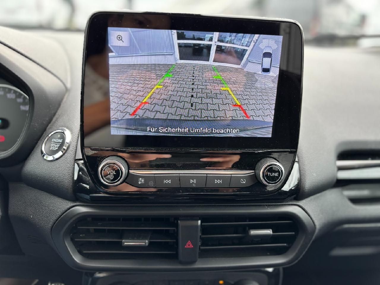 Fahrzeugabbildung Ford EcoSport ST-Line