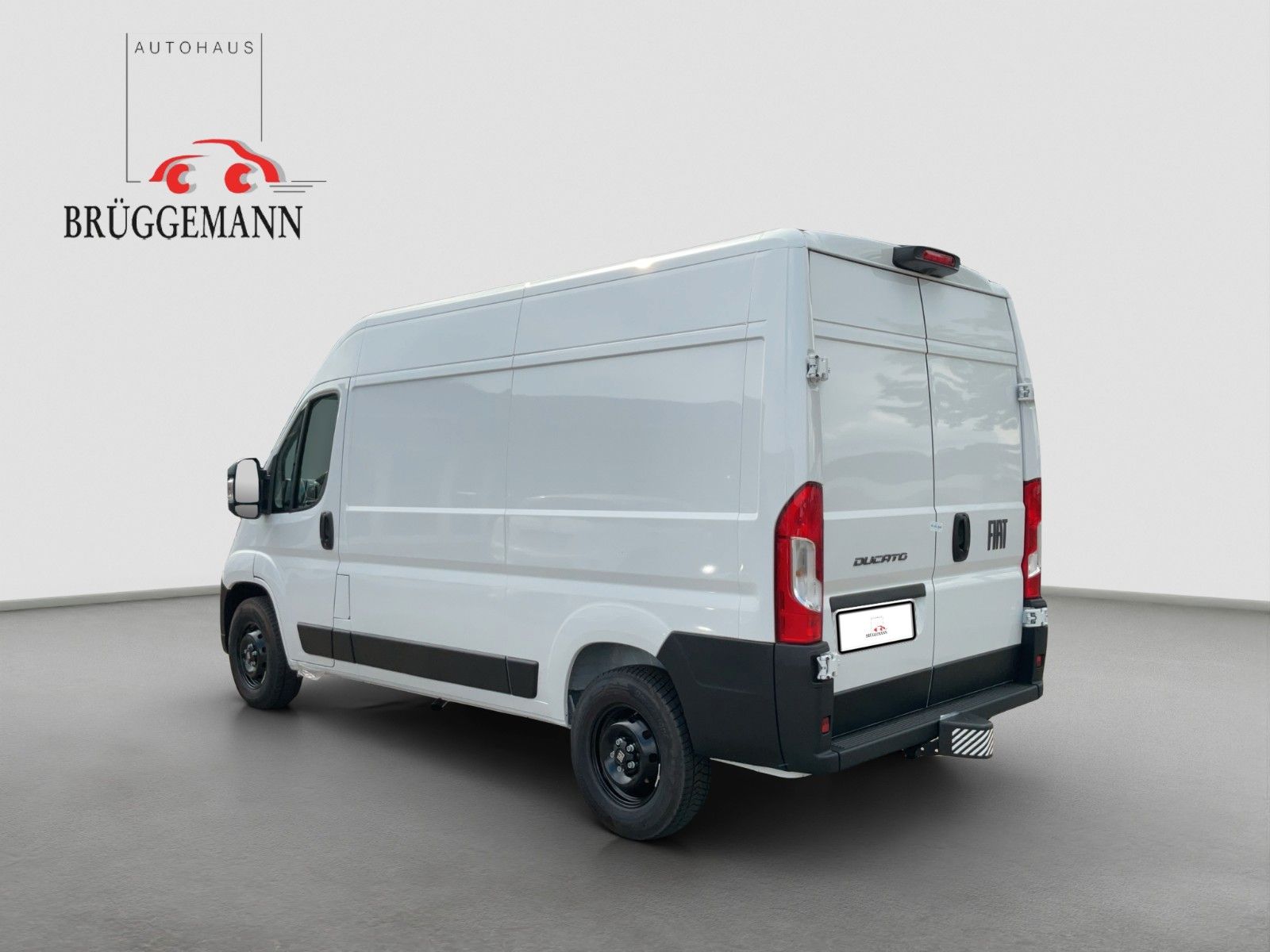 Fahrzeugabbildung Fiat Ducato L2H2 180 MJ Kamera Navi Schwingsitz