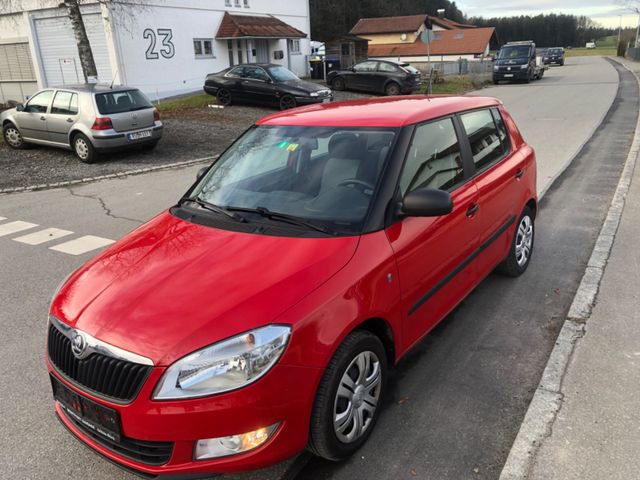 Skoda Fabia Active Klima 8 fachbereift