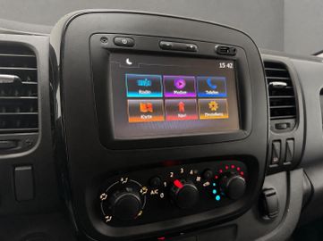 Opel Vivaro - 10