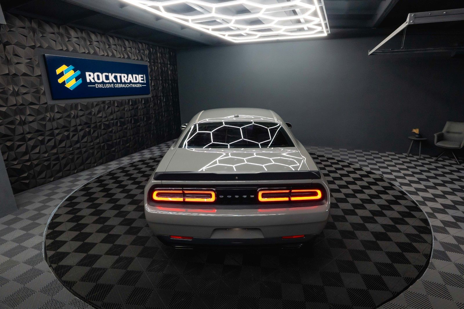 Fahrzeugabbildung Dodge Challenger 3.6 V6 GT SRT Styling *LED*1.Hand*