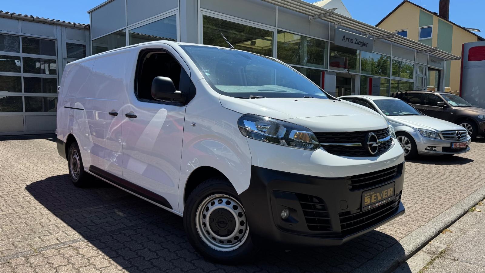 Opel Vivaro L3/ SORTIMO/ AHK/ Regale/MWSt  NR 16