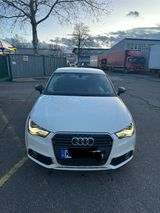 Audi A1 1.4 TFSI Attraction Attraction - Audi A1 aus 2011