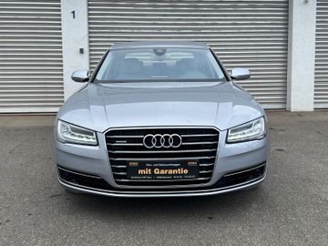 Audi A8 - 7