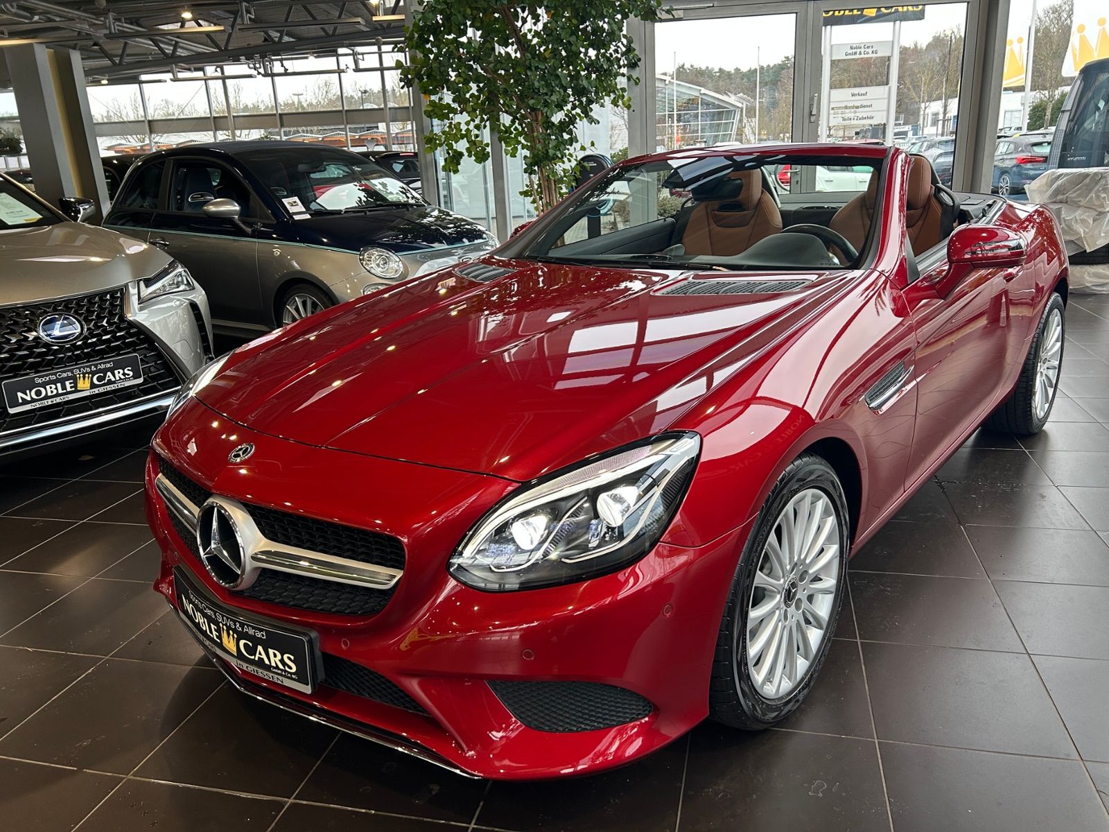 Fahrzeugabbildung Mercedes-Benz SLC 300 H/K RFK LED NAVI