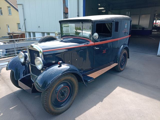 Peugeot 201 B Rarität -LKW geschl. Kasten-