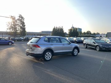 Volkswagen Tiguan Allspace - 8