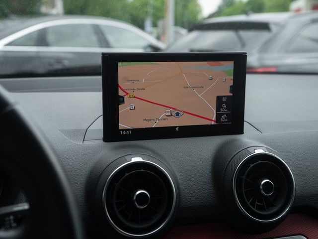 Q2 35 TFSI sport AHK+NAVI+LED