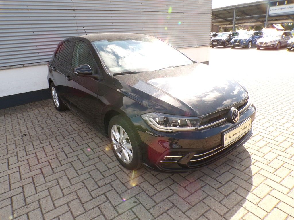 Fahrzeugabbildung Volkswagen Polo 1.0 l TSI Style