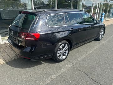 Volkswagen Passat Variant - 4