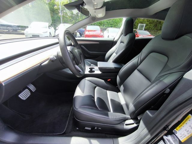 Fahrzeugabbildung Tesla Model 3 PERFORM AWD PANO+NAVI+STDHZ+LED+SHZ+KAM+