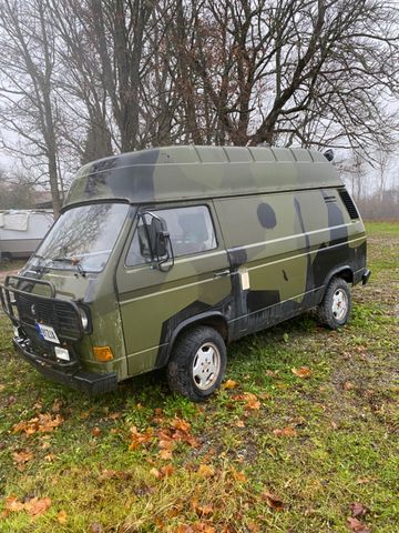 Volkswagen T3 Kombi Finnish army 2 locker Syncro Ambulance