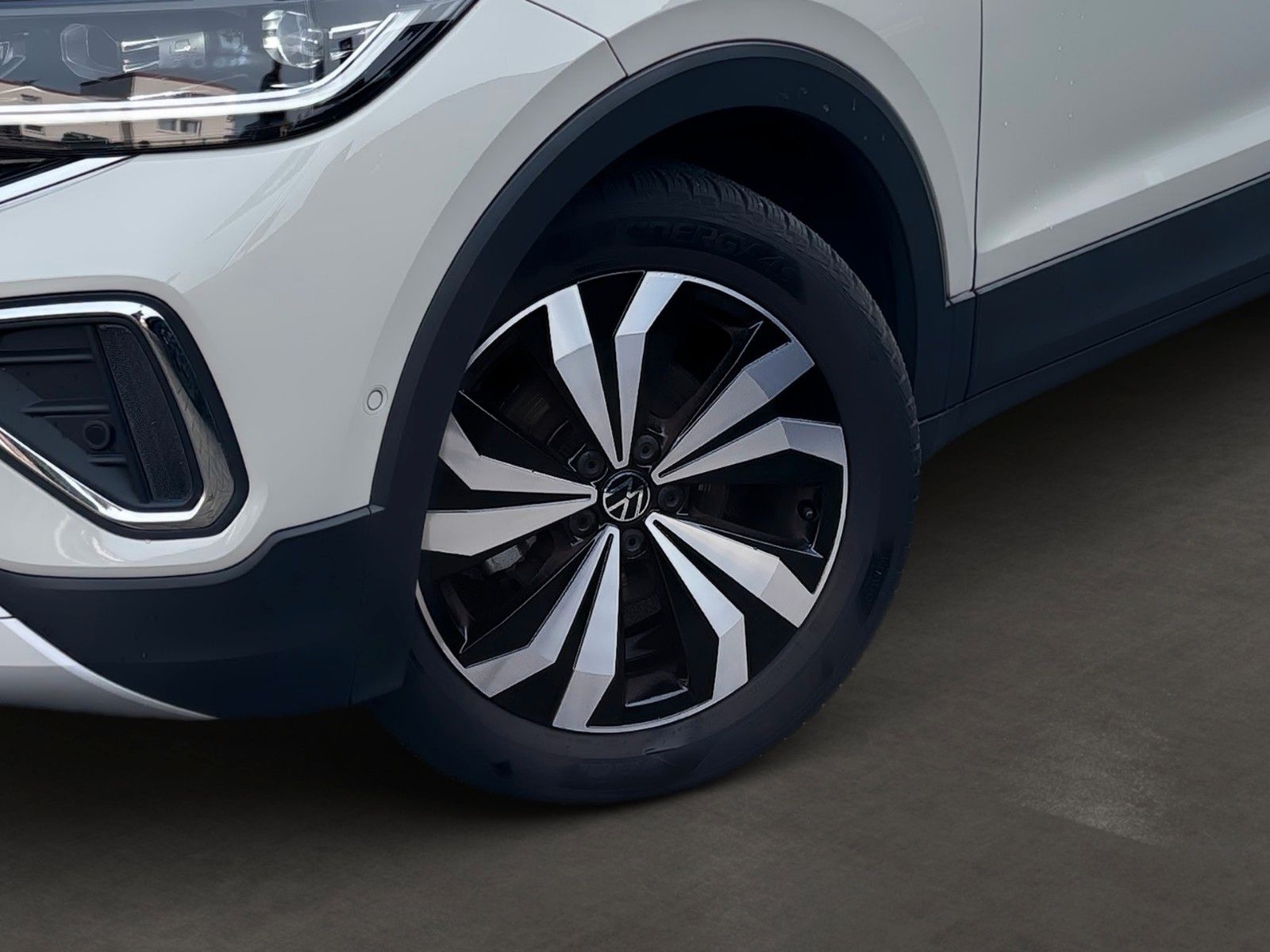 Fahrzeugabbildung Volkswagen T-Cross  Style
