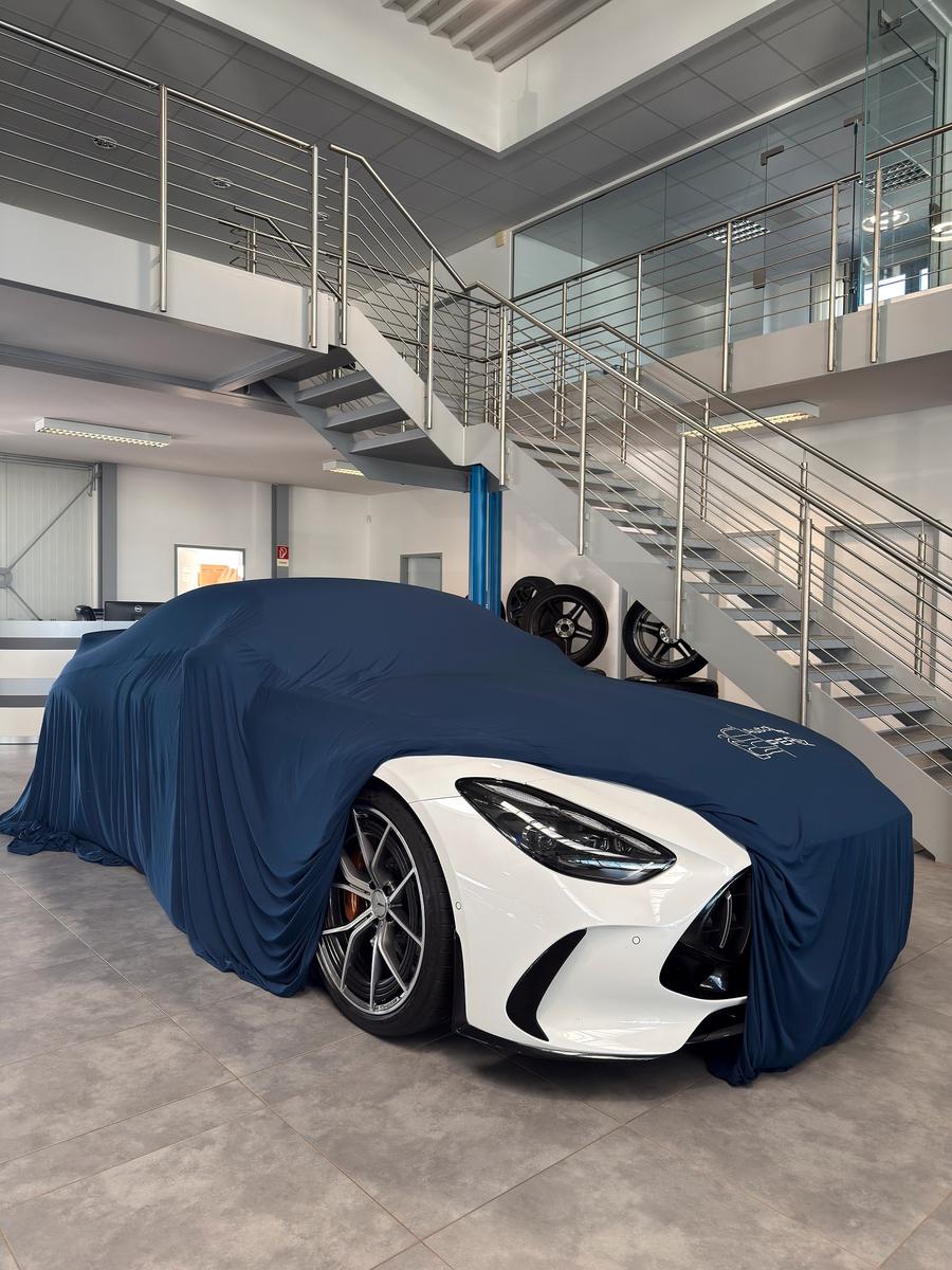 showroom-image-bottom