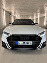 Audi A8 55 TFSI quattro, 8-fach bereift, *Ausstattung - weiße Audi A8
