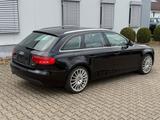 Audi A4 Avant Attraction - Audi A4 aus 2009: Kombi