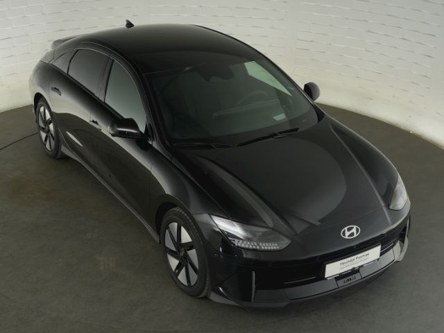 IONIQ 6 UNIQ 77,4kWh AT 4WD+MATRIX LED+NAVI+SURR